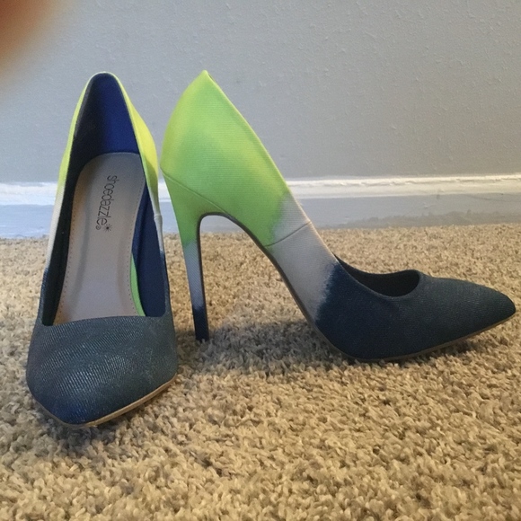 New Dani Classic Pumps - Shoe Dazzle - Picture 3 of 3